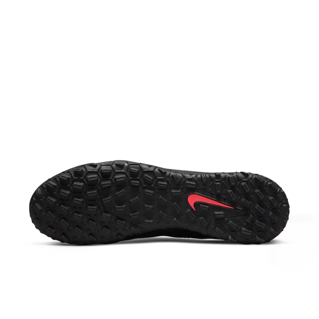 Nike Phantom GT2 Club TF Football Shoes