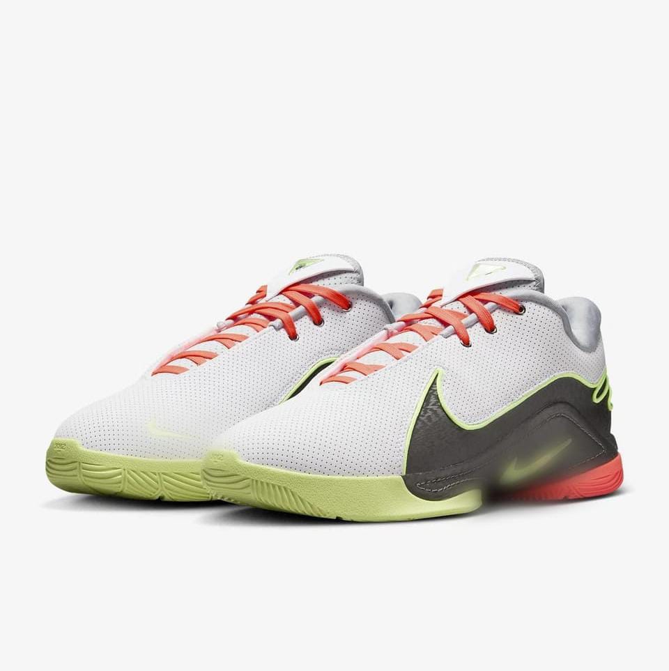 Stealth Traction Basketball Shoes: Elite Professional Court Sneakers