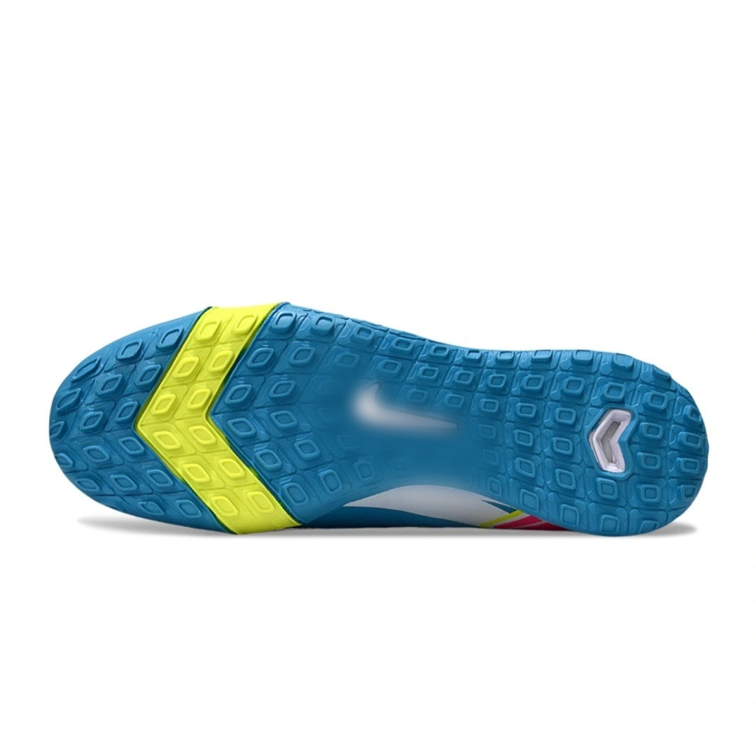 Lightweight Indoor & Turf Football Shoes - Non-Slip Cleatless Soccer Boots