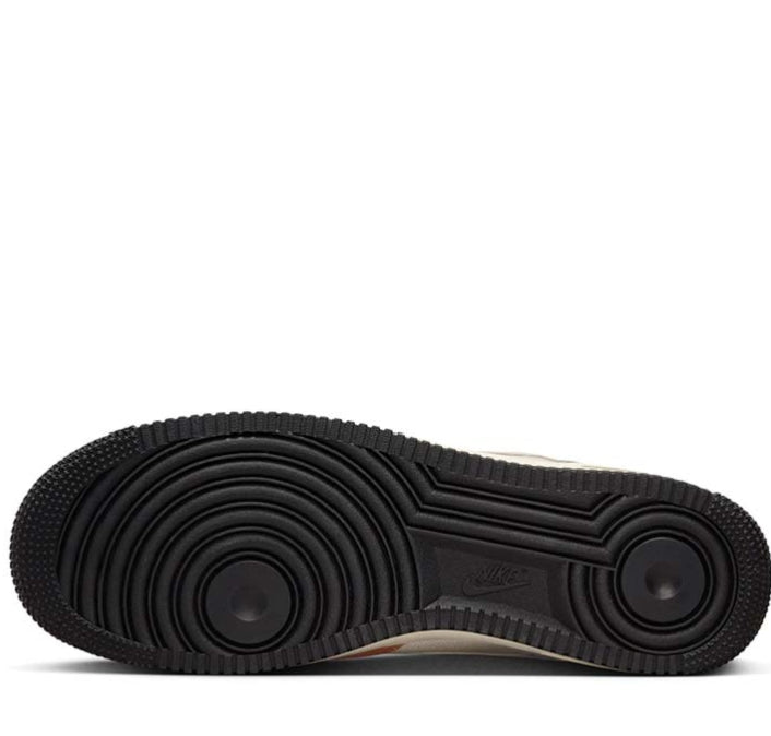 Nike Air Force 1'07 LV8 EMB